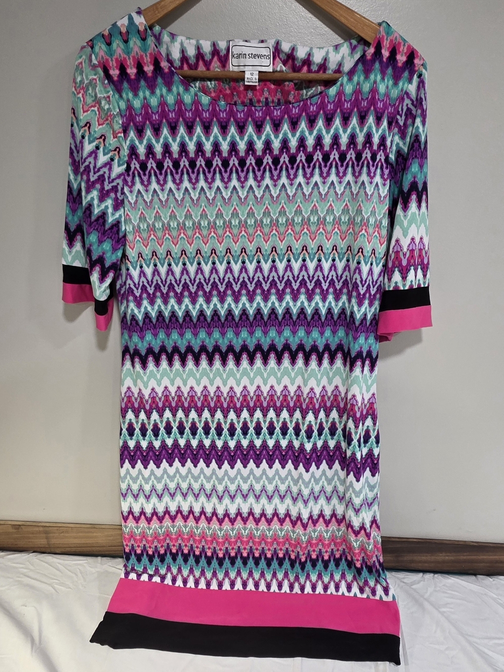 Karin Stevens Multicolor Zigzag Knit Dress with Pink Accents